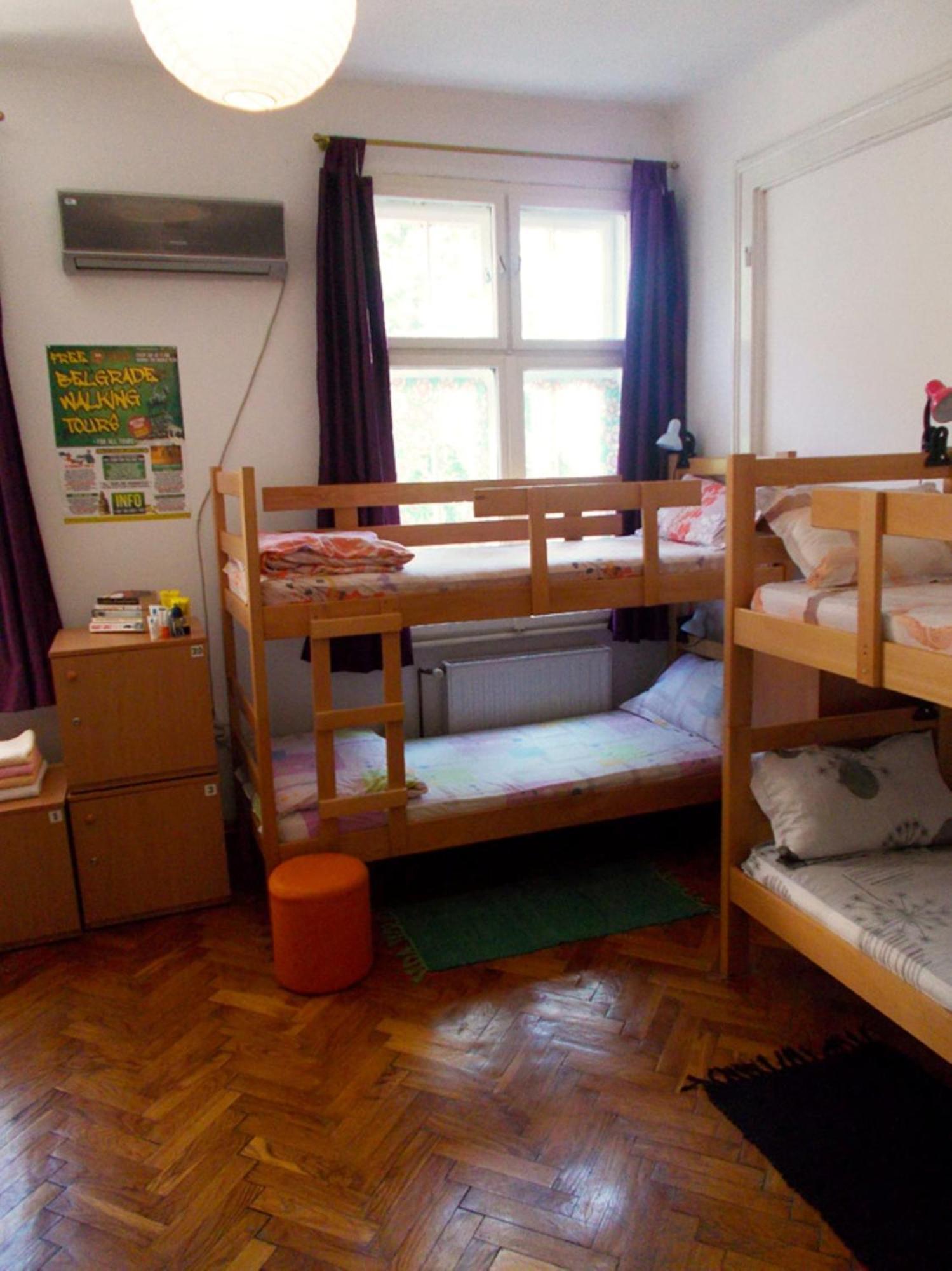 Hostel El Diablo Belgrade Bilik gambar