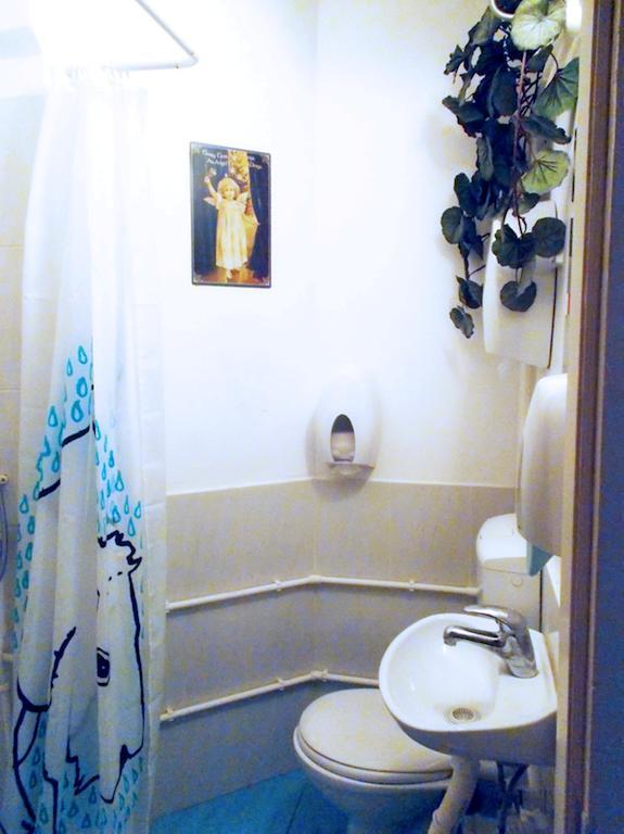 Hostel El Diablo Belgrade Luaran gambar